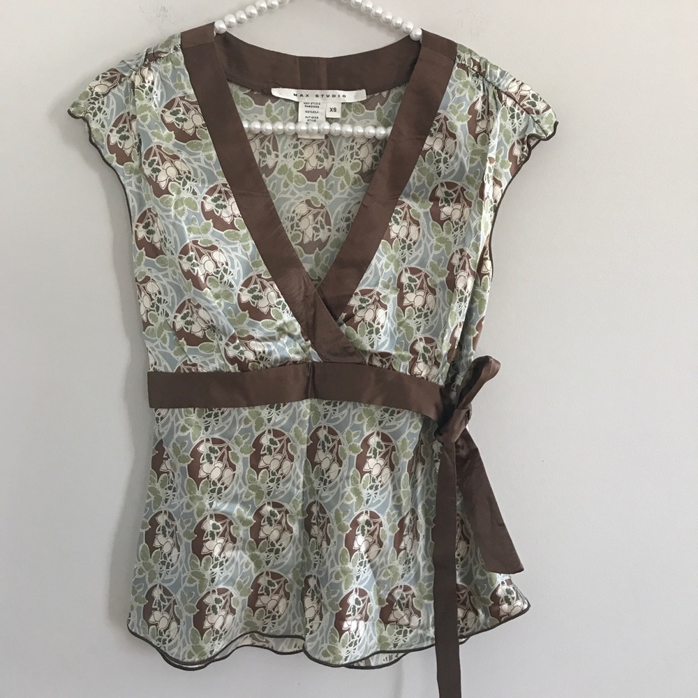 MAX STUDIO Top, 100% Silk Size XS